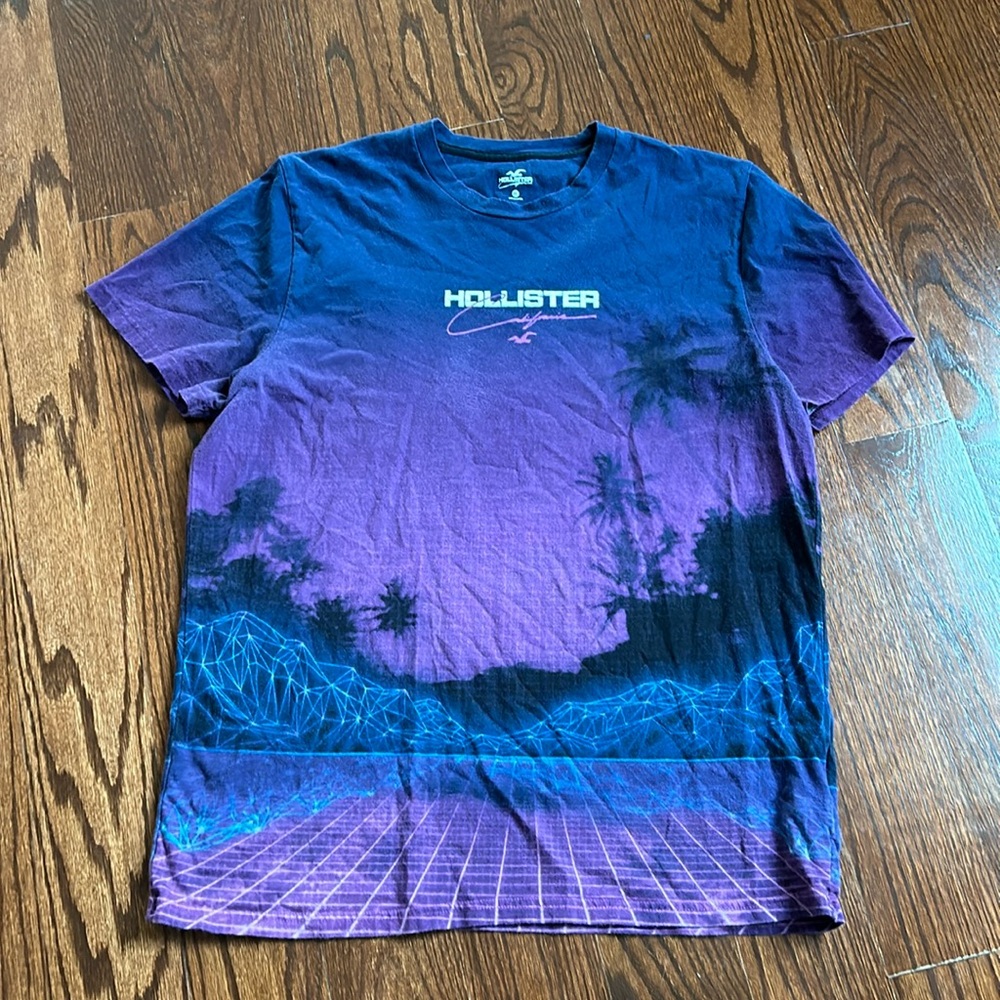 Hollister cotton t shirt size xl like new excellent condition